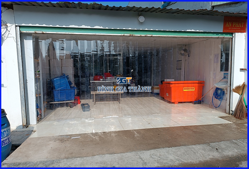 LẮP ĐẶT MÀN NHỰA/ MÀNG NHỰA PVC TẠI TPHCM BGT