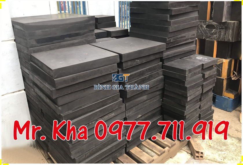 TẤM CAO SU 300x300x30(MM)