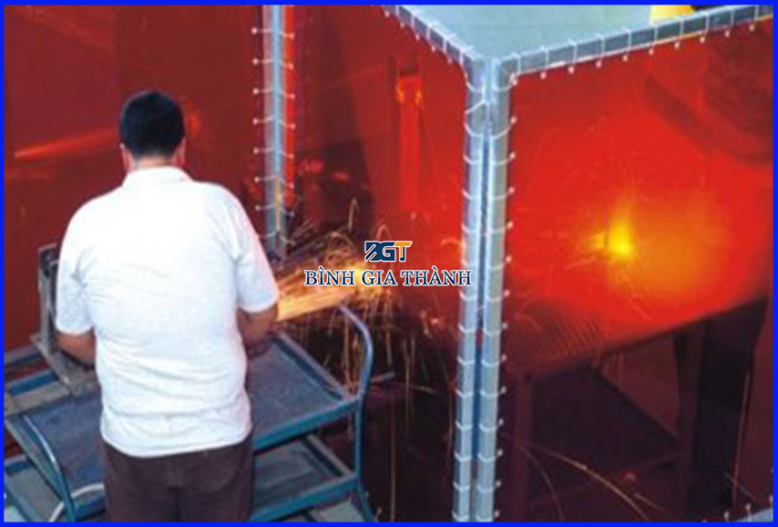 MÀN NHỰA PVC NGĂN TIA LỬA HÀN