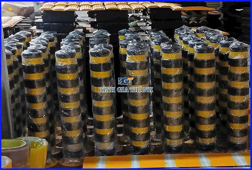 tru-sat-boc-cao-su-chong-va