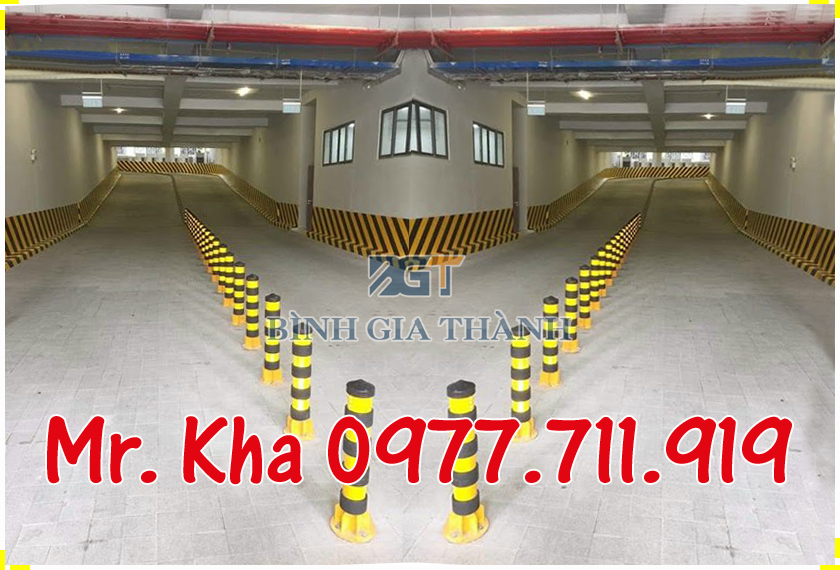 RỤ TIÊU CHỐNG VA - CỌC TIÊU CAO SU