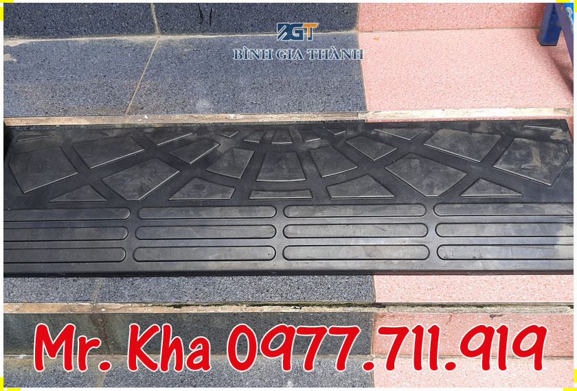  KÊ BẬC THỀM CAO SU - CỤC KÊ BẬT THỀM BGT