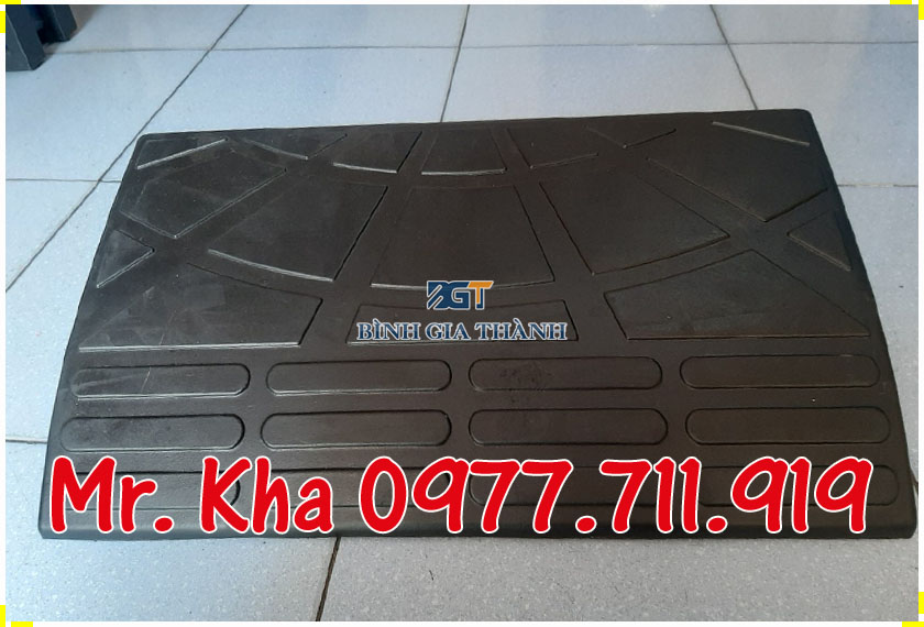 CỤC CAO SU KÊ BẬT THỀM BGT