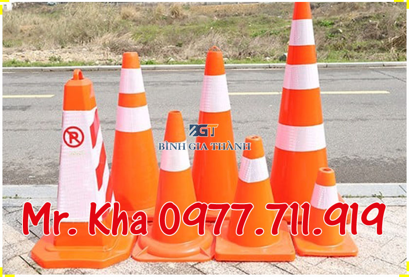 CỌC TIÊU CHÓP NÓN PHẢN QUANG GIAO THÔNG
