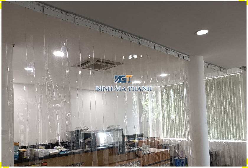 MÀN NHỰA PVC NGĂN BỤI