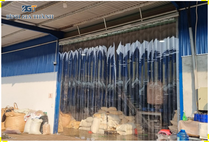 LẮP ĐẶT MÀN NHỰA PVC TẠI TÂN UYÊN - BÌNH DƯƠNG
