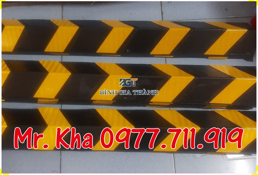 ỐP GÓC CỘT CAO SU