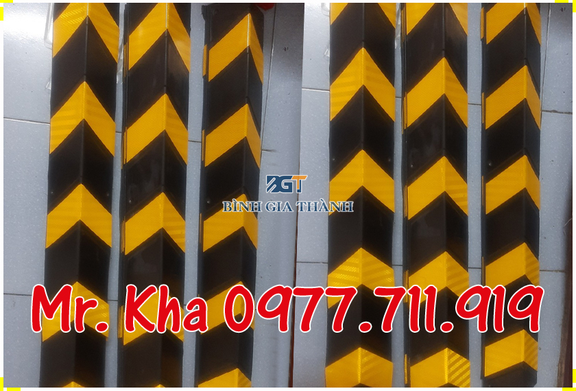 ỐP GÓC CỘT CAO SU