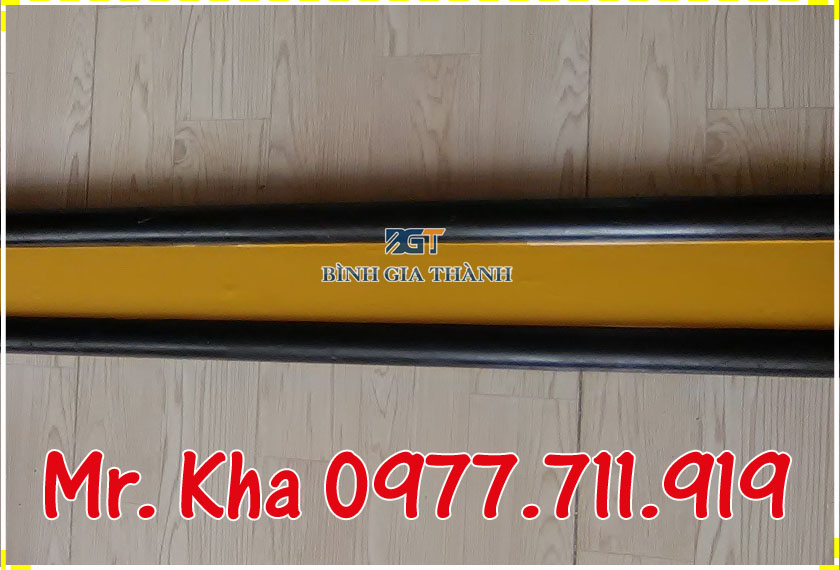 LEN TƯỜNG CAO SU