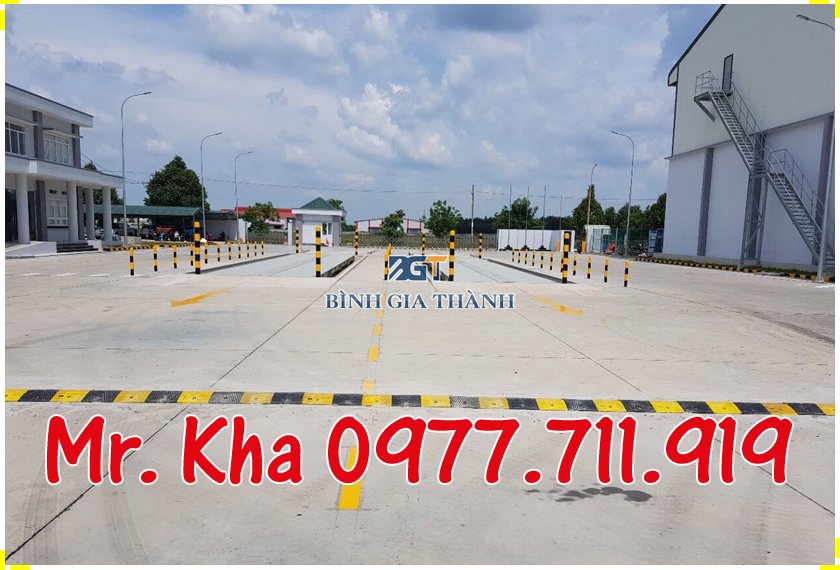VAI TRÒ VÀ ỨNG DỤNG CỦA GỜ GIẢM TỐC CAO SU PHẢN QUANG