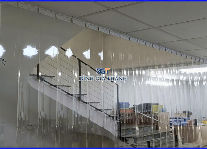 MÀN NHỰA PVC TRẮNG TRONG NGĂN PHÒNG LẠNH MÀN NHỰA PVC TRẮNG TRONG NGĂN PHÒNG LẠNH