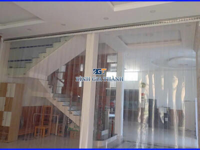 RÈM NHỰA PVC TRONG SUỐT CHO NHÀ XƯỞNG, KHO LẠNH, XÍ NGHIỆP