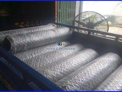 CAO SU TẤM CHỐNG TRƯỢT CÓ ĐỘ DÀY 5mm