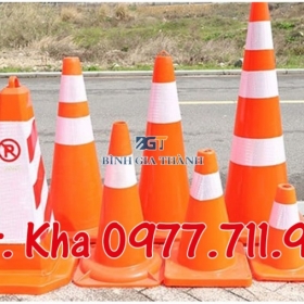 CỌC TIÊU CHÓP NÓN PHẢN QUANG GIAO THÔNG