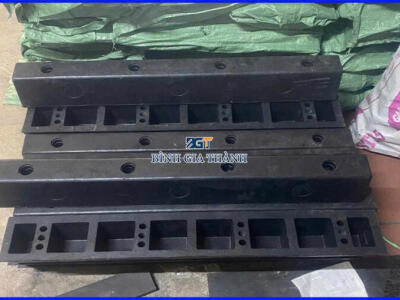 CỤC CHẶN ĐỊNH VỊ BÁNH XE