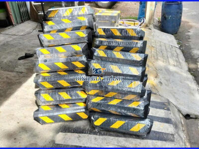 CỤC CHẶN LÙI XE 110x160x560mm