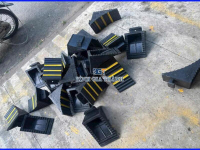 CỤC KÊ BÁNH XE BẰNG CAO SU