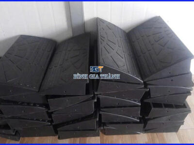 DỐC CAO SU VỈA HÈ