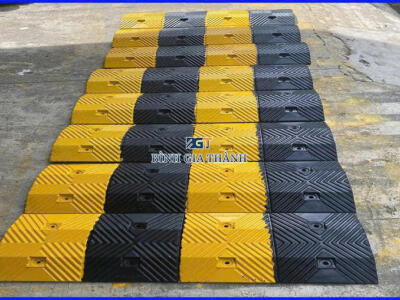 GỜ GIẢM TỐC CAO SU MÀU VÀNG ĐEN