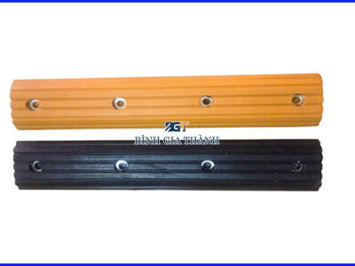 GỜ GIẢM TỐC CHO XE MÁY BẰNG CAO SU