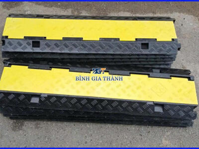 GỜ GIẢM TỐC LUỒN DÂY ĐIỆN 3 RÃNH