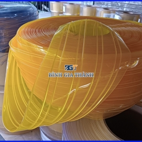 MÀN NHỰA PVC CÓ GÂN