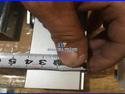 MÀN NHỰA TRƯỢT LÙA