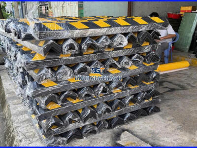 ỐP CỘT NHÀ XƯỞNG CAO SU KÍCH THƯỚC TỪ 0.8M ĐẾN 1.2M