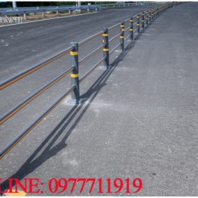 RÀO CHẮN PHÂN LÀN GIAO THÔNG RÀO CHẮN PHÂN LÀN GIAO THÔNG