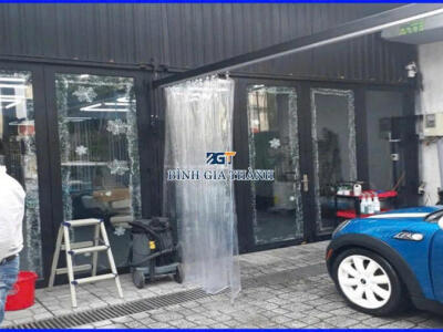 RÈM NHỰA NGĂN CÁCH KHU VỰC, CHẮN BỤI BẨN, NGĂN NƯỚC BẮN CHO TIỆM RỬA XE, GARA Ô TÔ