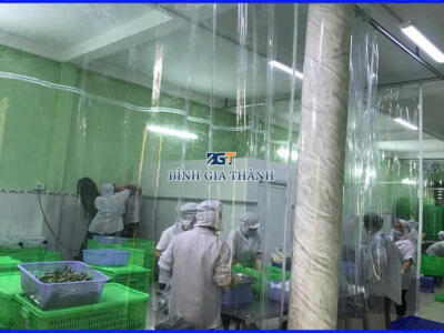 RÈM VÁCH NHỰA PVC CHO PHÒNG RỬA Ô TÔ, XE MÁY