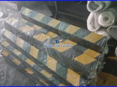 TẤM V CAO SU ỐP CỘT