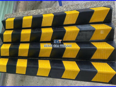 THANH ĐỆM CAO SU ỐP GÓC TƯỜNG