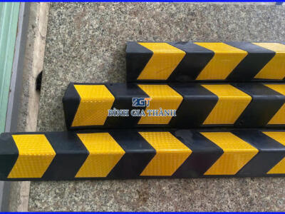 THANH ỐP CỘT CAO SU 0,8m