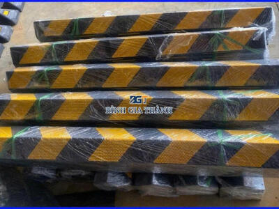 THANH ỐP CỘT CAO SU 1m