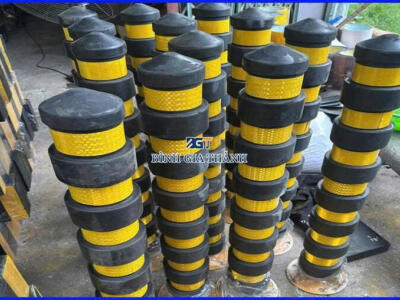 TRỤ CHỐNG VA NHÀ KHO BẰNG SẮT BỌC CAO SU